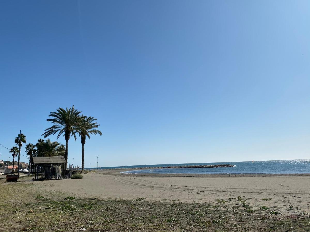 Casa Carmen Primera Linea De Playa Málaga Dış mekan fotoğraf